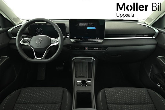 Volkswagen T-Roc 8 of 10