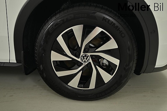Volkswagen T-Roc 10 of 10