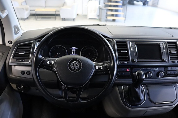 Volkswagen Transporter 8 of 16