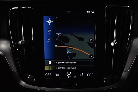 Volvo V60 Cross Country 21 of 23