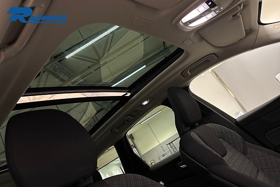 Volvo XC60 17 of 23