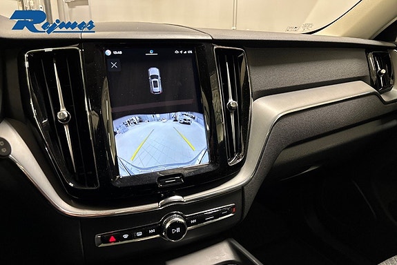 Volvo XC60 11 of 23
