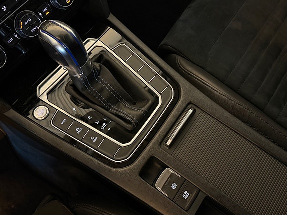 Volkswagen Passat 11 of 20