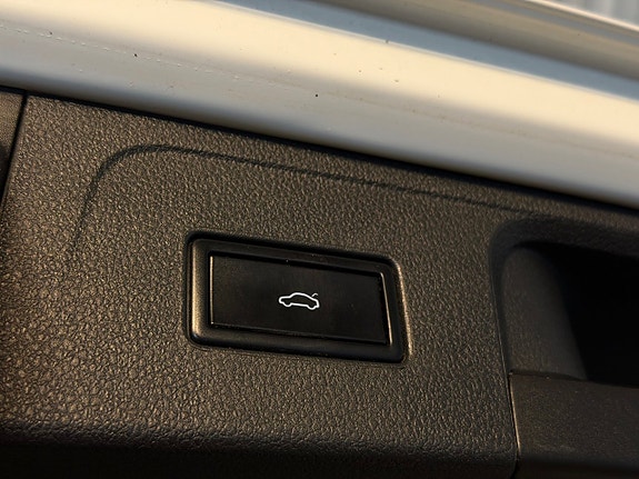 Volkswagen Passat 8 of 20