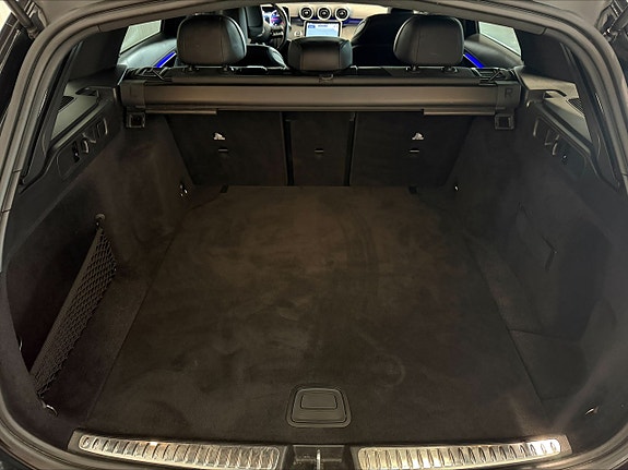 Mercedes-Benz C220 22 of 22