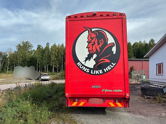 Racebuss  SCANIA-HELMARK K124EB6X2 5 of 6