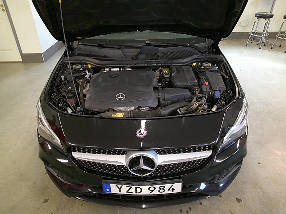 Mercedes-Benz CLA200 9 of 12