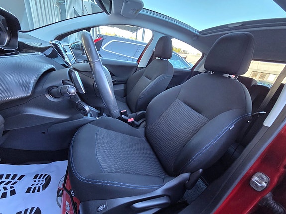 Peugeot 208 14 of 15
