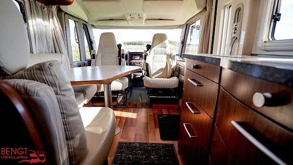Hymer B 675 SL BEST-LINE | Mercedes | Automat | Långbäddar 18 of 21