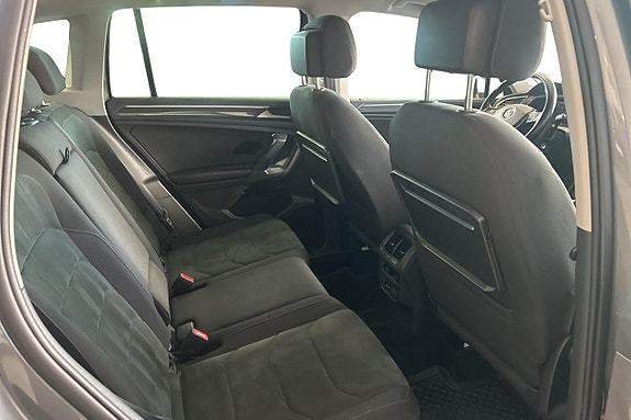 Volkswagen Tiguan 15 of 30