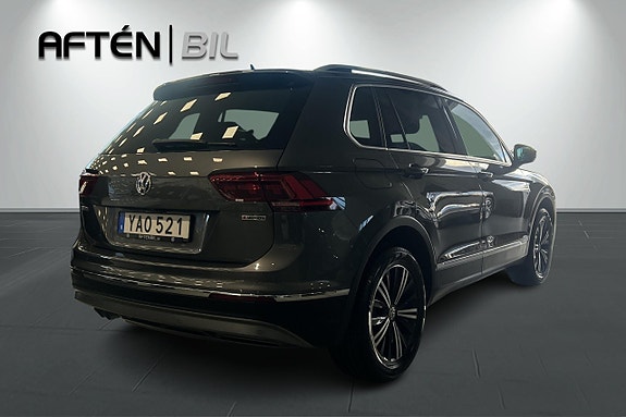 Volkswagen Tiguan 10 of 30
