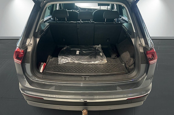 Volkswagen Tiguan 17 of 30