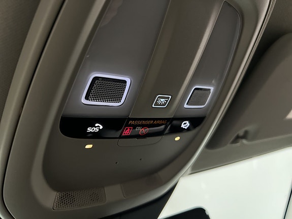 Volvo V60 25 of 30
