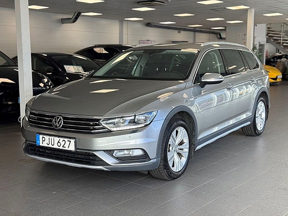 Volkswagen Passat Alltrack 6 of 25