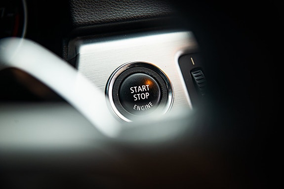BMW 335i 25 of 30