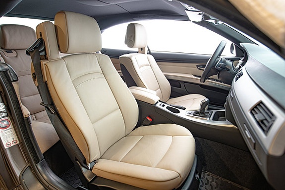 BMW 335i 21 of 30