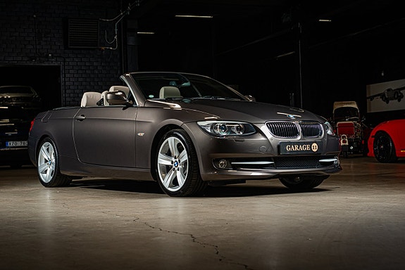 BMW 335i 11 of 30