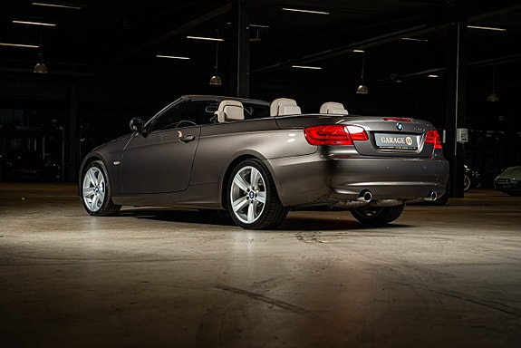 BMW 335i 5 of 30