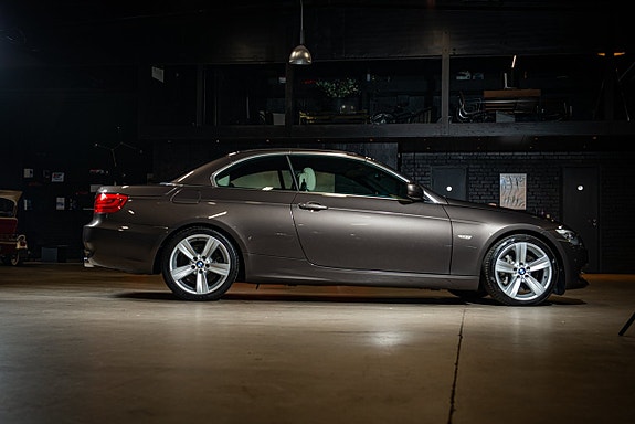 BMW 335i 10 of 30