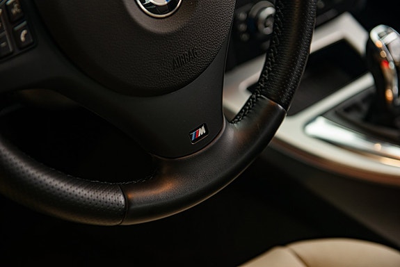 BMW 335i 26 of 30