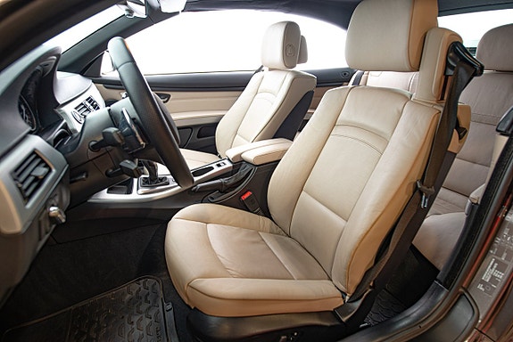 BMW 335i 18 of 30