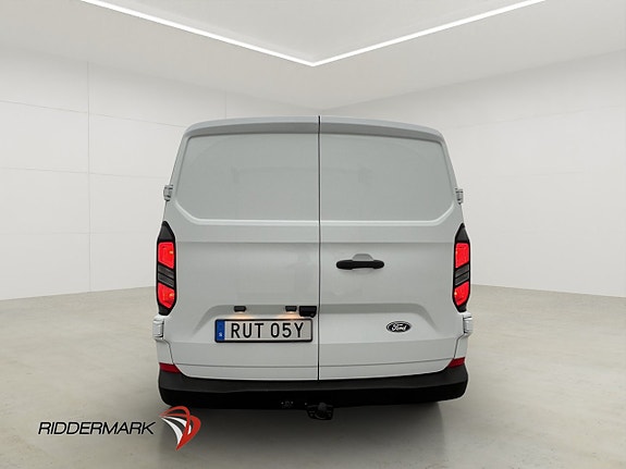 Ford Transit Custom 8 of 25