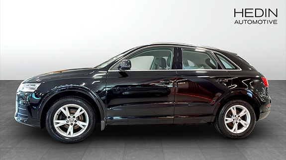 Audi Q3 6 of 12