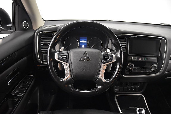 Mitsubishi Outlander 2 of 22