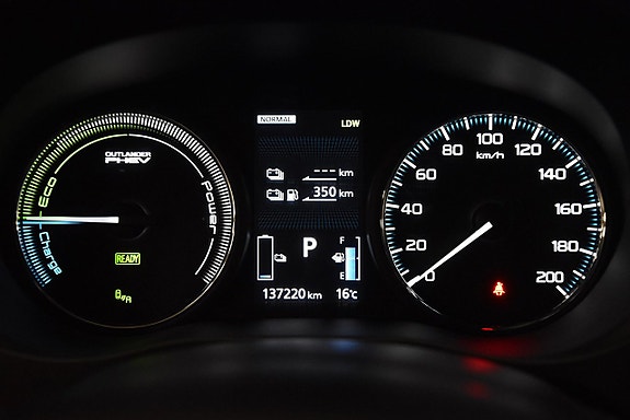 Mitsubishi Outlander 17 of 22