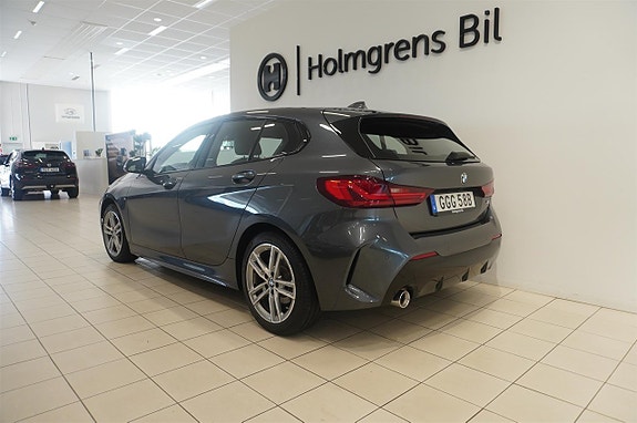 BMW 118i 5 of 13