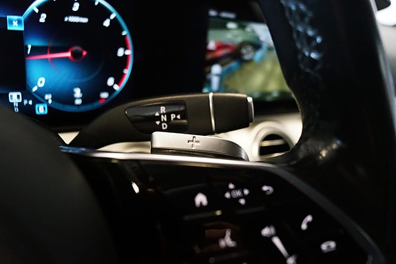 Mercedes-Benz E220 11 of 19
