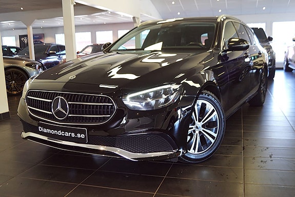 Mercedes-Benz E220 2 of 19