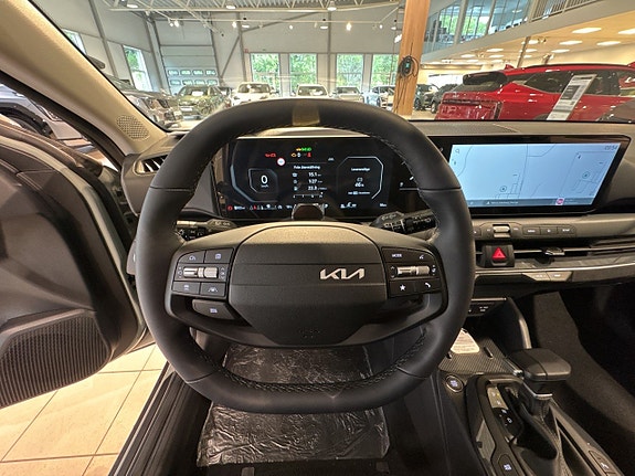 Kia K4 15 of 20