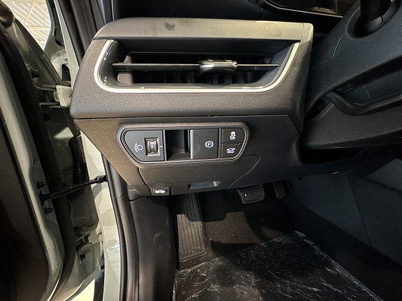 Kia K4 16 of 20