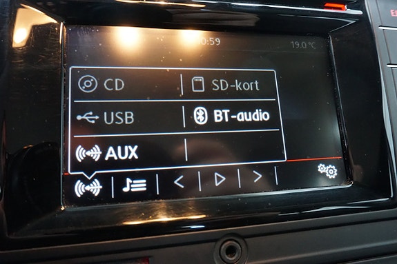 Volkswagen Polo 15 of 15