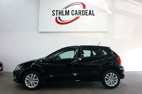 Volkswagen Polo 2 of 15