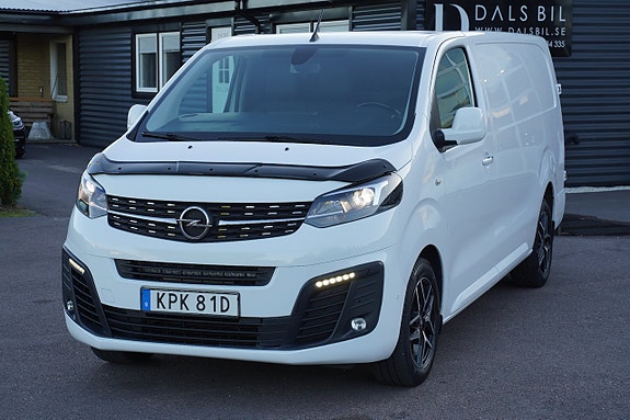 Opel Vivaro 27 of 27