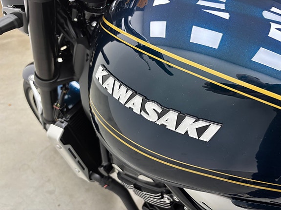 Kawasaki Z900 RS Nu hemma i butiken 8 of 13