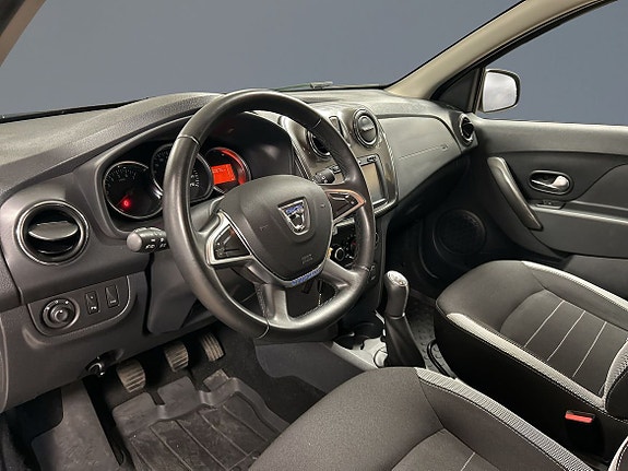 Dacia Logan 5 of 13