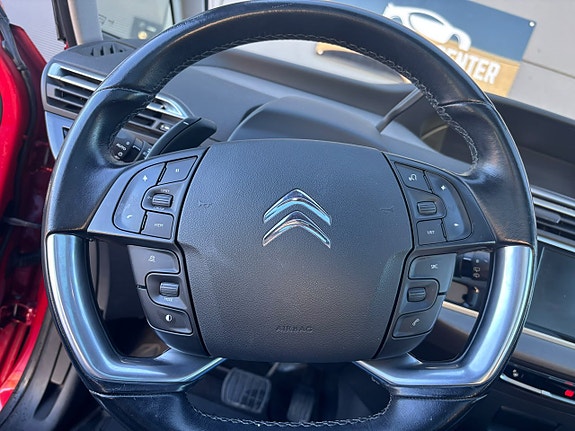 Citroen C4 Picasso 9 of 17
