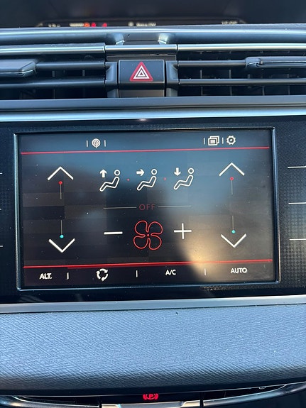 Citroen C4 Picasso 12 of 17