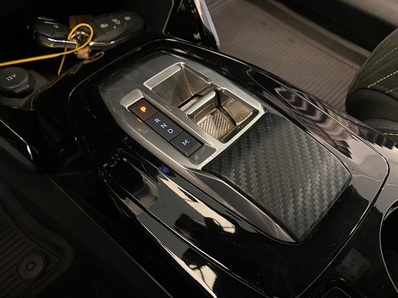 Peugeot 2008 26 of 30