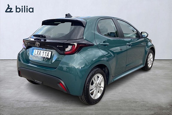 Toyota Yaris 19 of 21