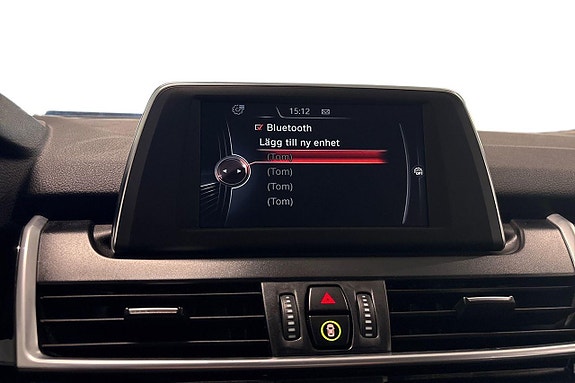 BMW 218d 18 of 25