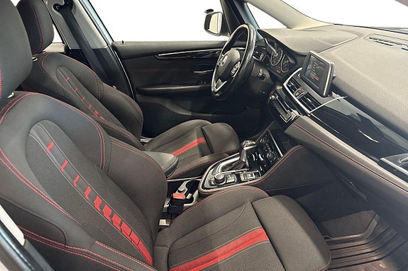 BMW 218d 9 of 25