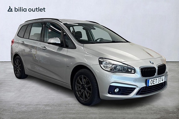 BMW 218d 2 of 25
