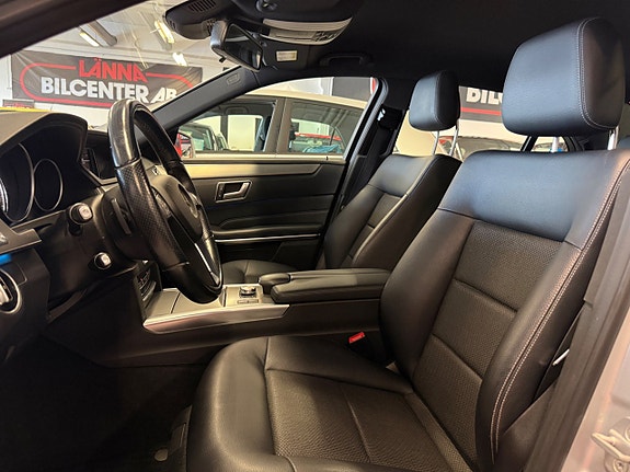 Mercedes-Benz E220 15 of 25