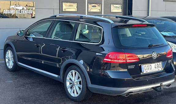 Volkswagen Passat Alltrack 7 of 15