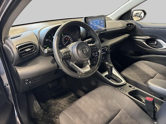 Toyota Yaris 14 of 19