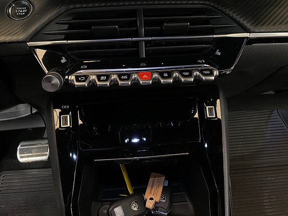 Peugeot 2008 30 of 30